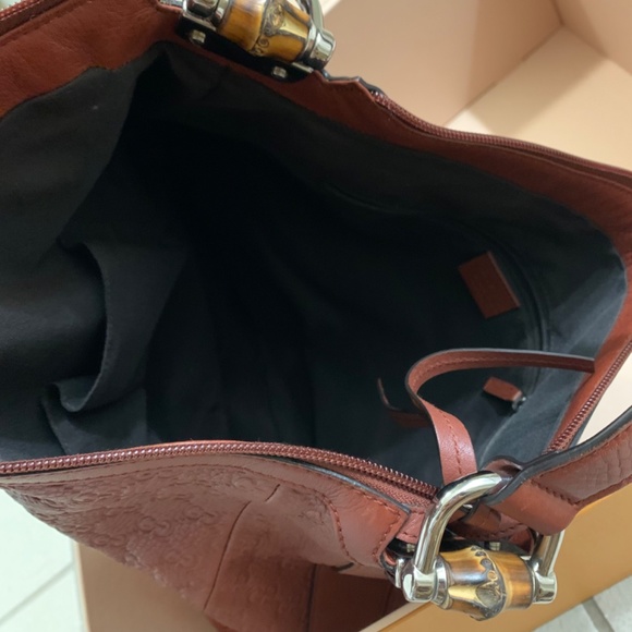 Gucci large Guccissima  Embossed Pelham Shoulder bag - Picture 2 of 2